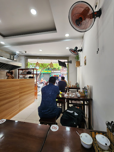 Cho thuê nhà MT Cao Thắng, Phường 11 , Quận 10